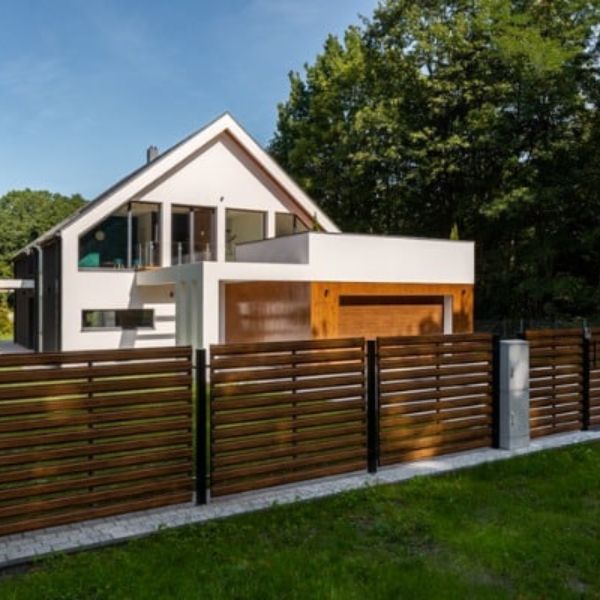 10 Modern Fence Ideas for Fairfax House Owners