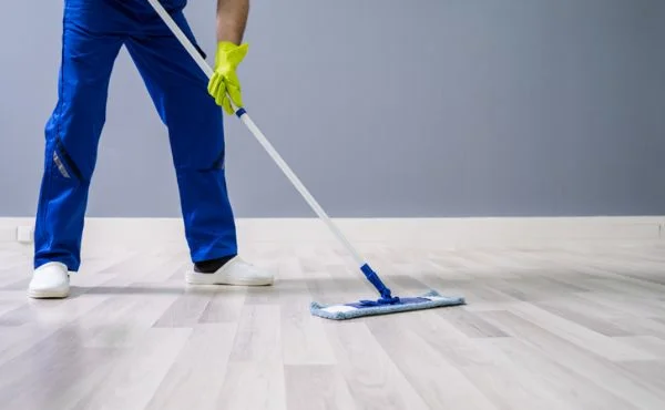 The Best Way to Clean Vinyl Floors