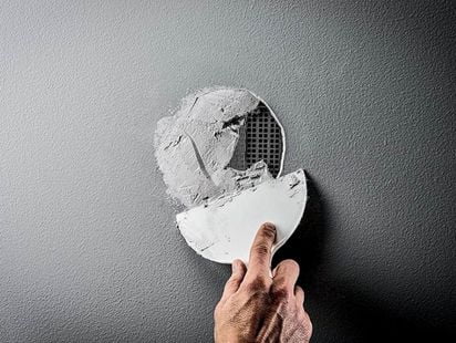 How to Repair a Hole in Drywall