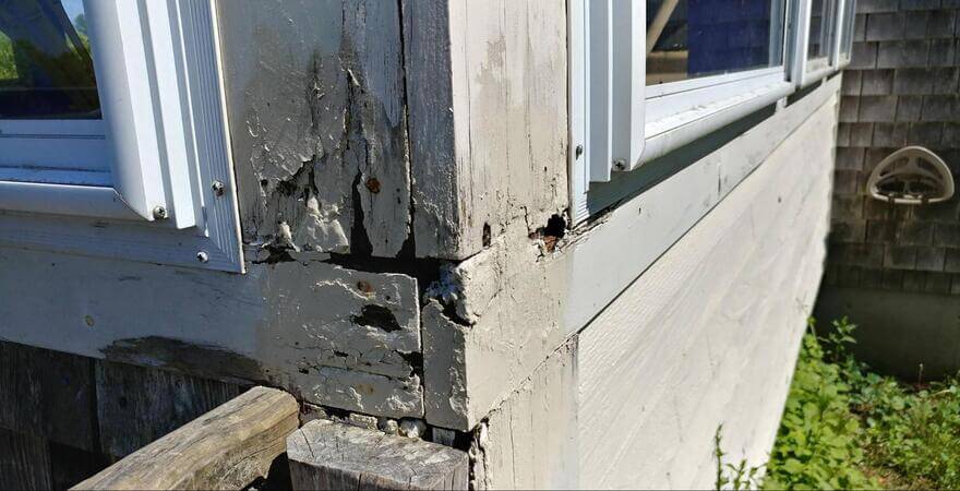 exterior_trim_repair_Fairfax_VA